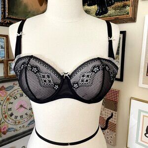 b.tempt'd by Wacoal Black and Cream Lace Coquette Demi Contour Bra Size 34DD